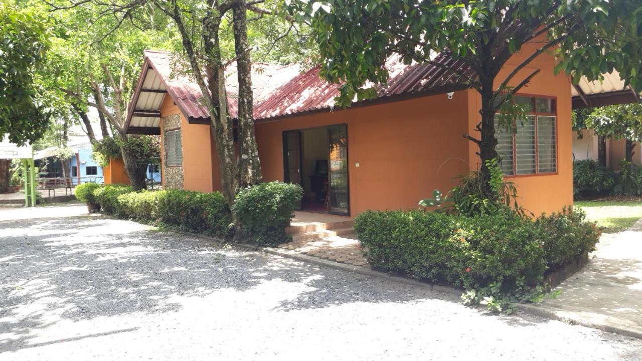 Bansainam Resort Nakhon Nayok Exterior photo